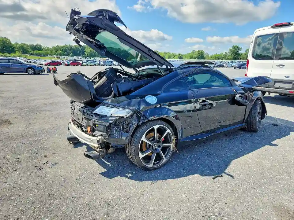 WUACSAFV3J1903130 2018 AUDI TT-2