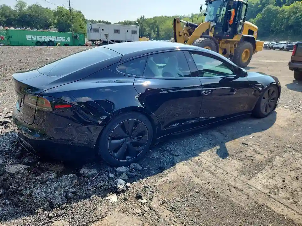 5YJSA1E52RF543624 2024 TESLA MODEL S-2
