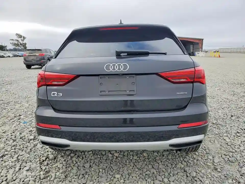 WA1AUCF39M1096944 2021 AUDI Q3-5
