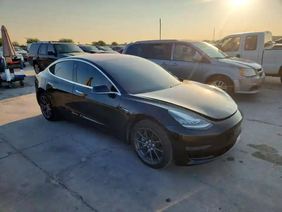 5YJ3E1EA2JF172376 2018 TESLA MODEL 3-3