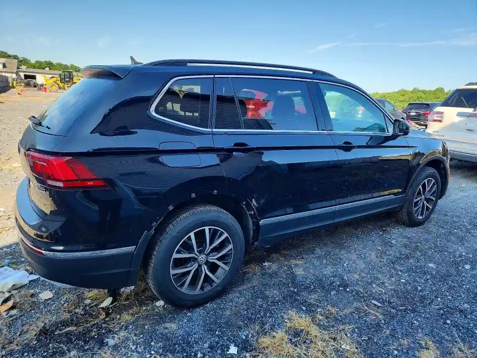 3VV2B7AX6LM010591 2020 VOLKSWAGEN TIGUAN-2