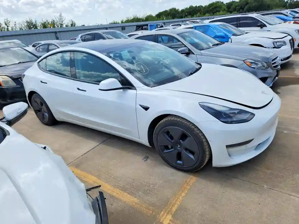 5YJ3E1EA8MF100280 2021 TESLA MODEL 3-3