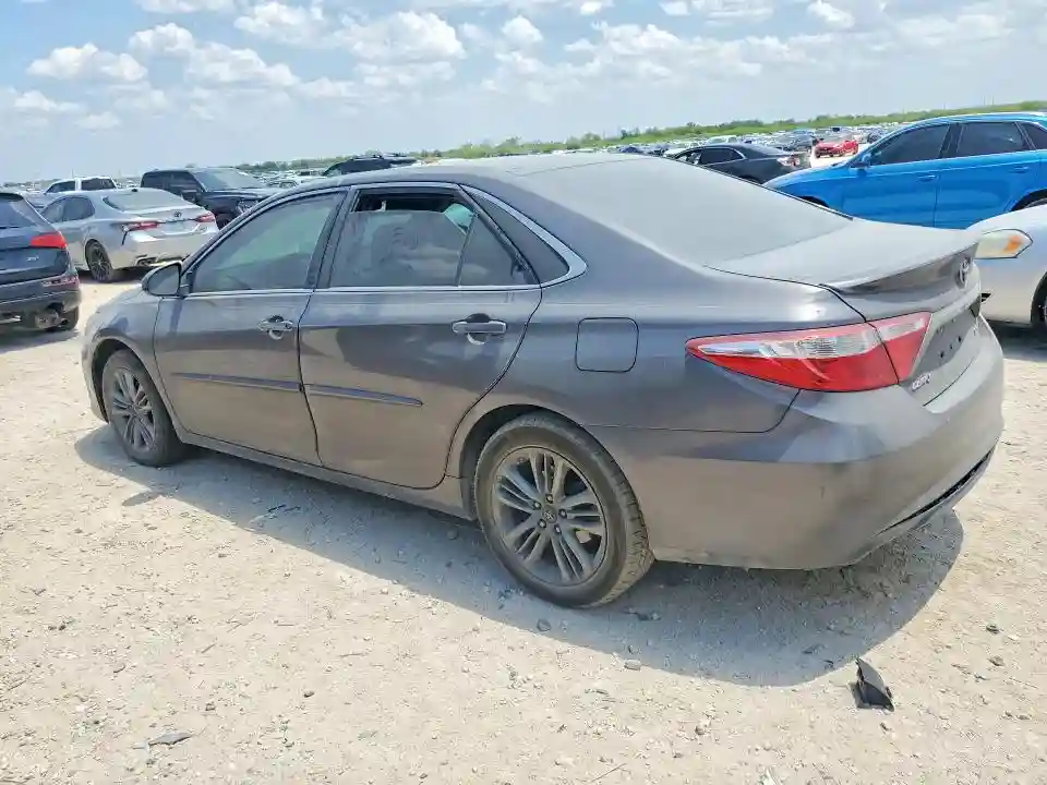 4T1BF1FK1HU403250 2017 TOYOTA CAMRY-1