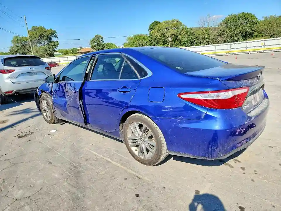 4T1BF1FK7GU602687 2016 TOYOTA CAMRY-1
