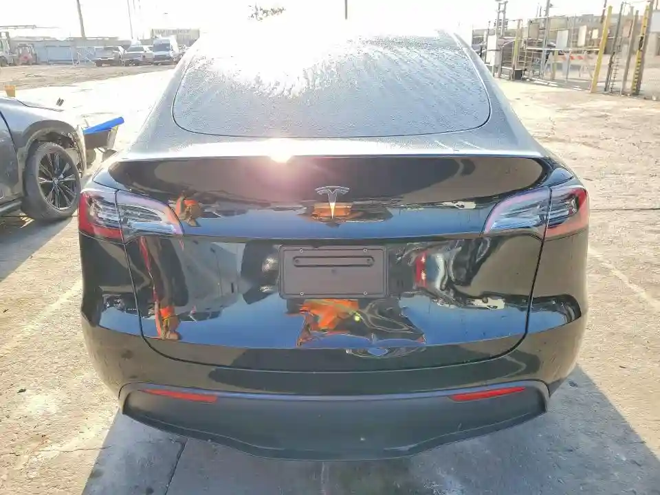 7SAYGDED2RF020317 2024 TESLA MODEL Y-5
