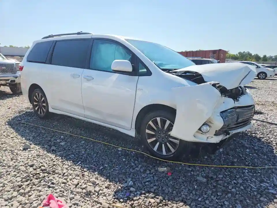 5TDDZ3DC8JS202970 2018 TOYOTA SIENNA-3