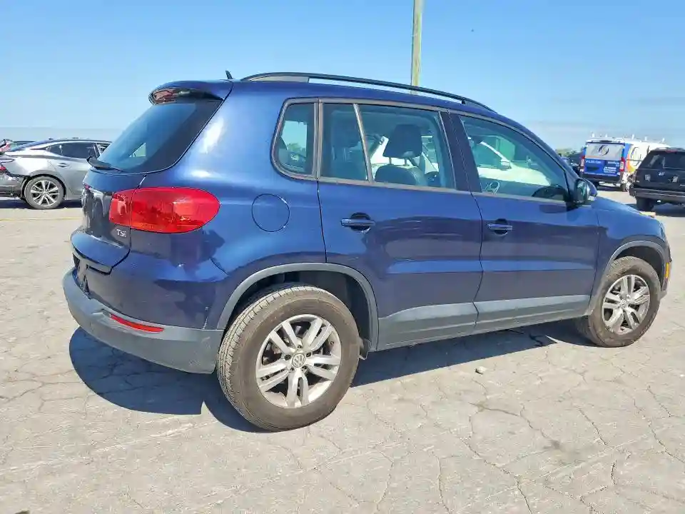 WVGAV7AX7GW586595 2016 VOLKSWAGEN TIGUAN-2