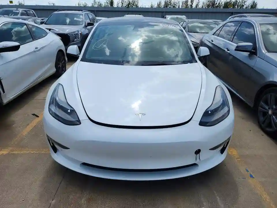 5YJ3E1EA8MF100280 2021 TESLA MODEL 3-4