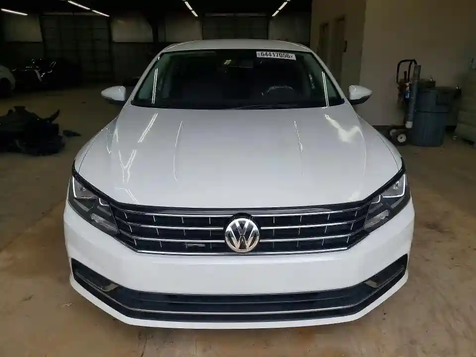 1VWAT7A39HC043868 2017 VOLKSWAGEN PASSAT-4