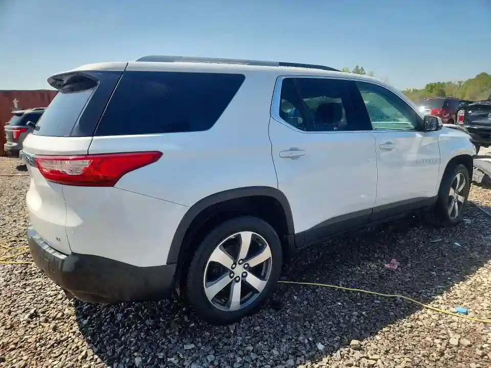 1GNERHKW4JJ121516 2018 CHEVROLET TRAVERSE-2