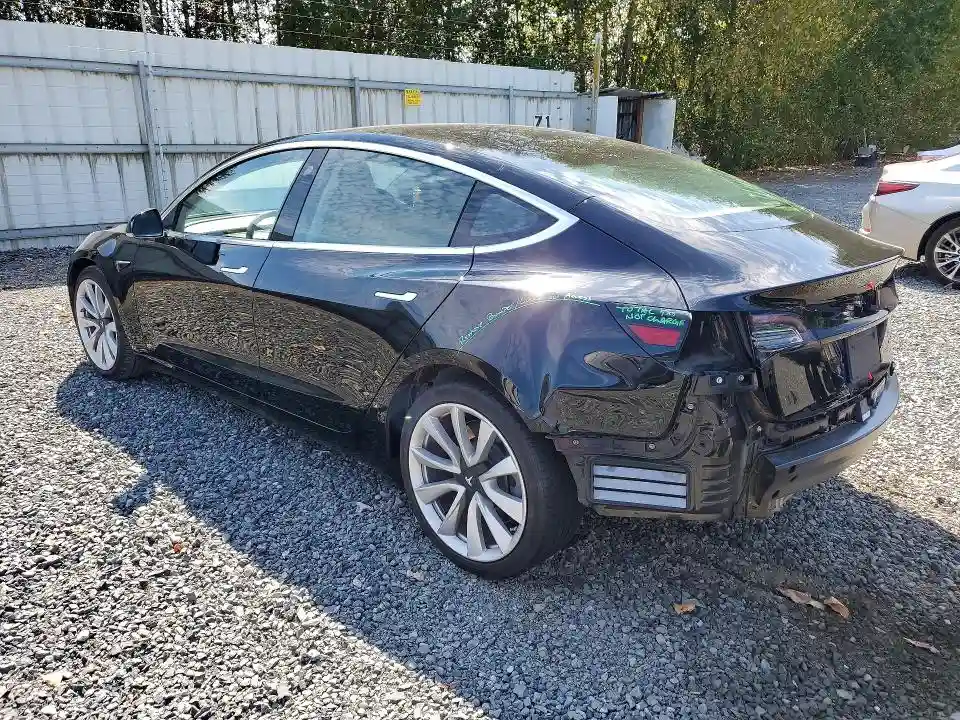 5YJ3E1EB9KF189363 2019 TESLA MODEL 3-1