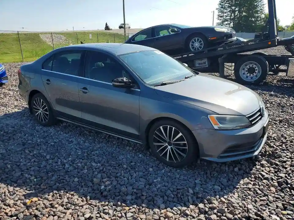 3VWD17AJ9FM250953 2015 VOLKSWAGEN JETTA-3