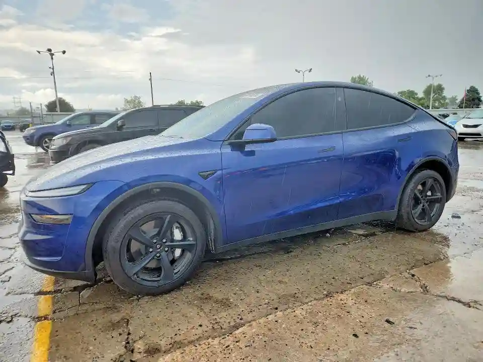 7SAYGDEE3TF440376 2026 TESLA MODEL Y-0