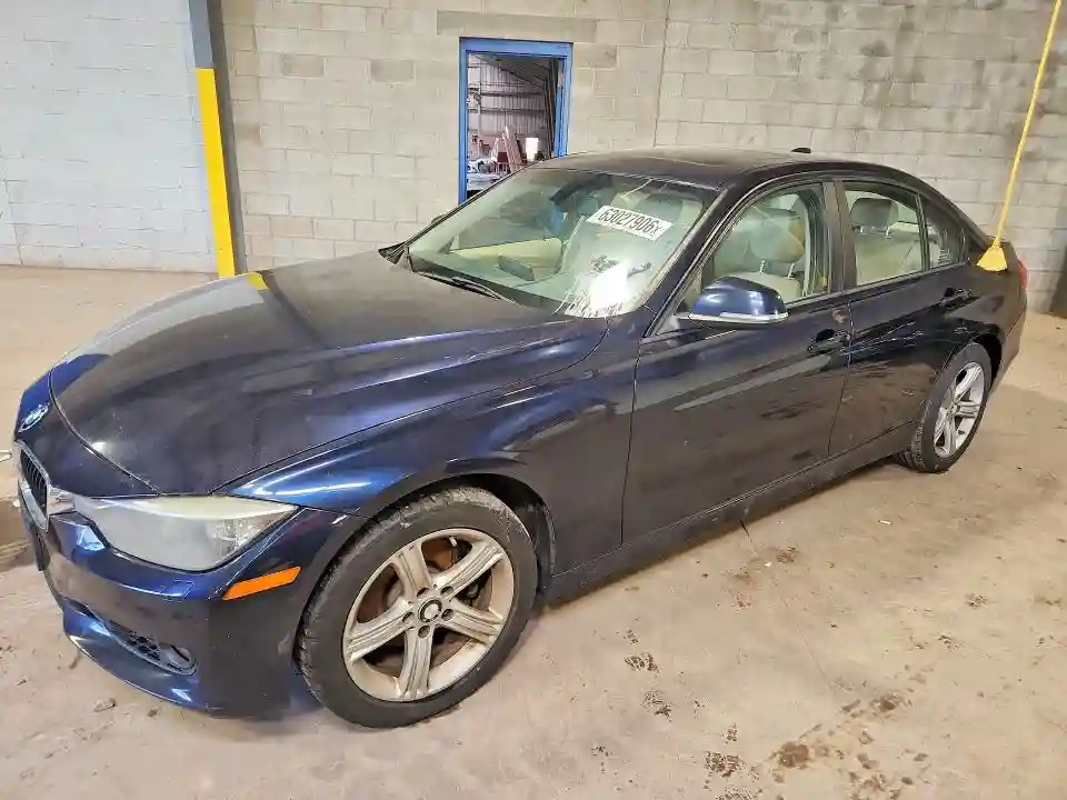 WBA3B5G59FNS19828 2015 BMW 3 SERIES-0