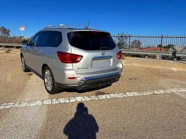 5N1DR2MN7JC603080 2018 NISSAN PATHFINDER-2