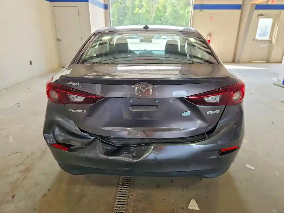 3MZBN1V31JM242097 2018 MAZDA 3-5