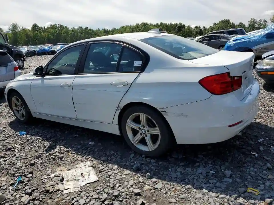 WBA3B5G59FNS18422 2015 BMW 3 SERIES-1