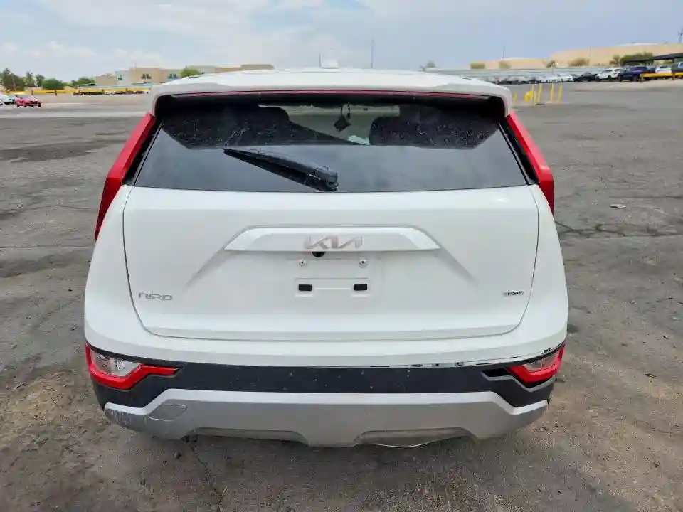 KNDCP3LE4T5328594 2026 KIA NIRO-5