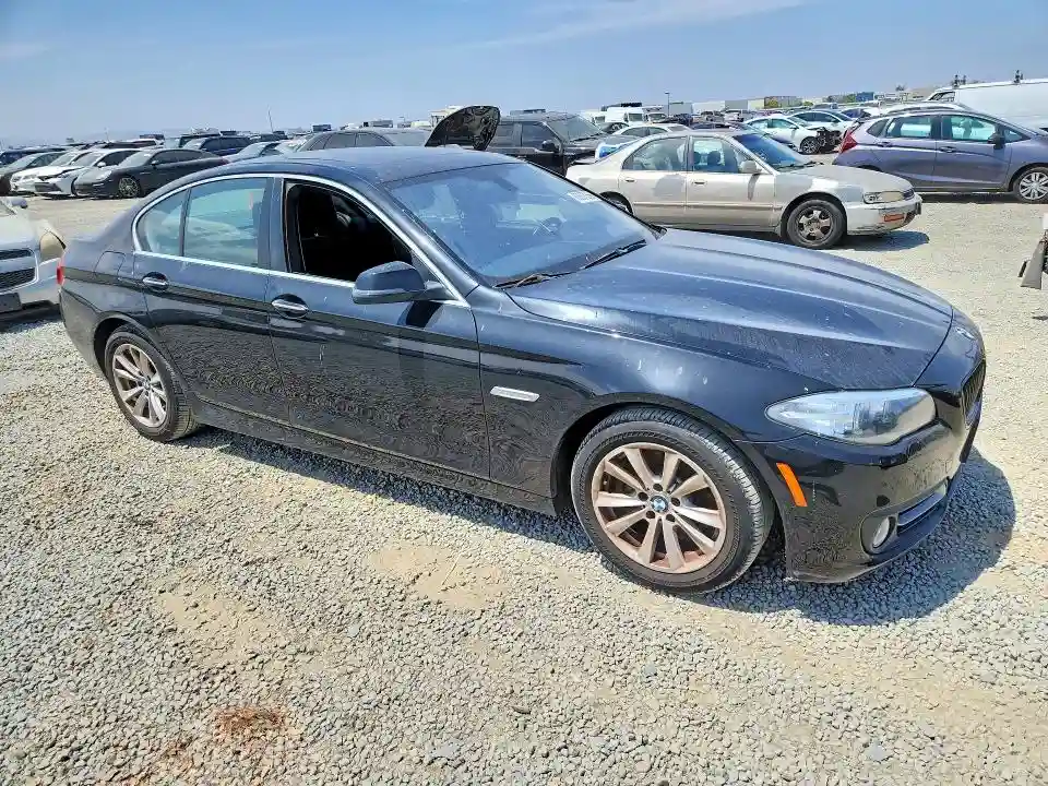 WBA5A5C53FD520344 2015 BMW 5 SERIES-3