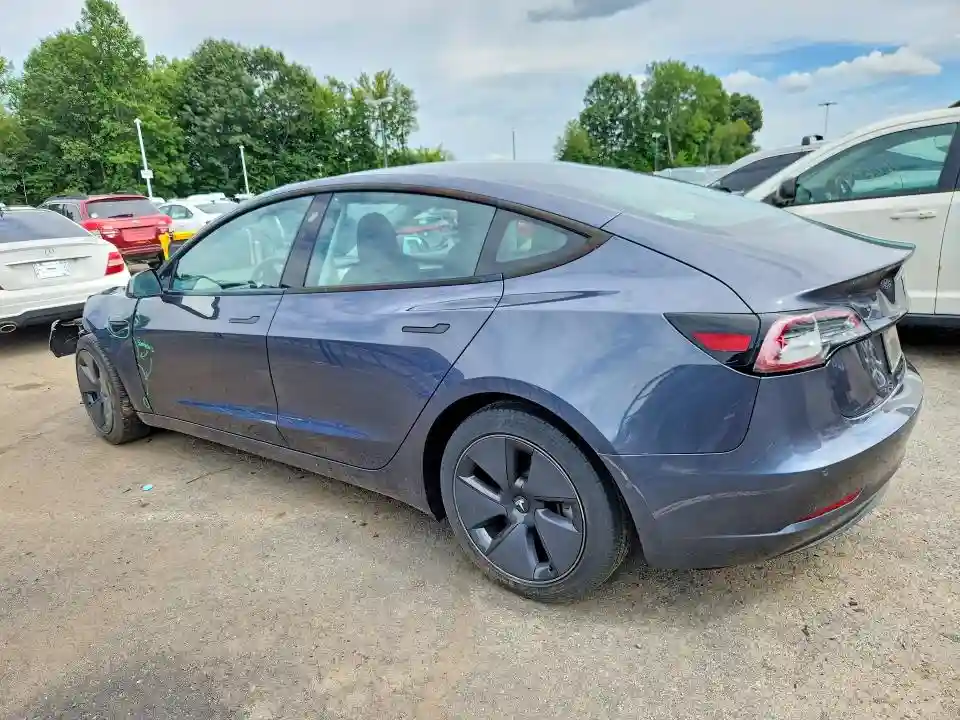 5YJ3E1EA4MF961374 2021 TESLA MODEL 3-1