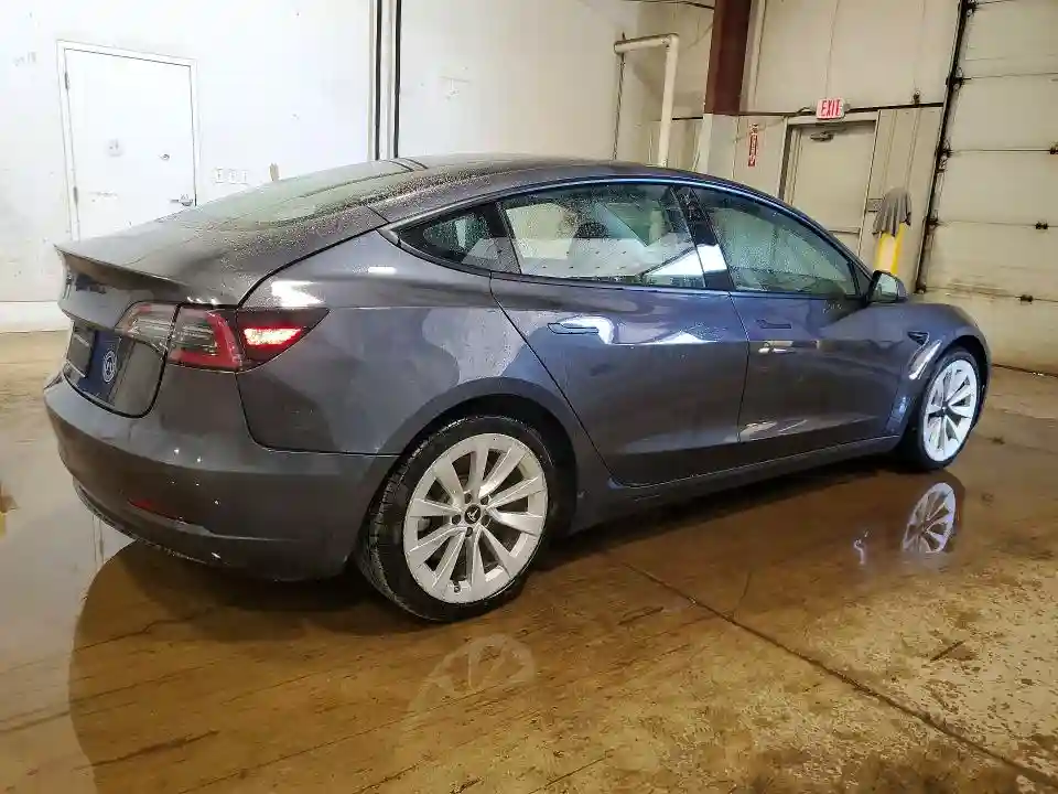 5YJ3E1EA7NF186392 2022 TESLA MODEL 3-2