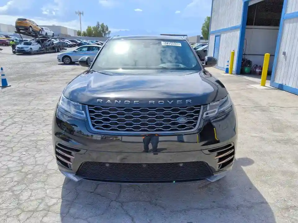 SALYL2RX5JA734725 2018 LAND ROVER RANGEROVER-4