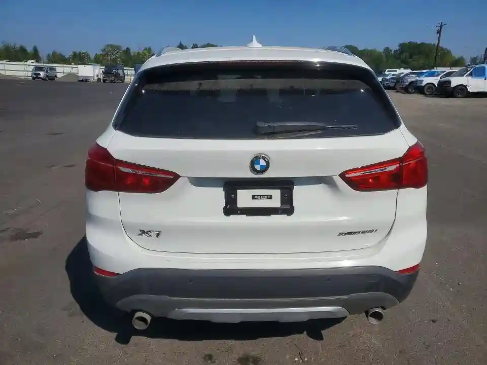WBXHT3C54K5L89219 2019 BMW X1-5