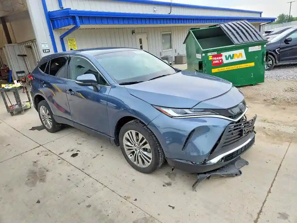 JTEAAAAH1PJ149867 2023 TOYOTA VENZA-3