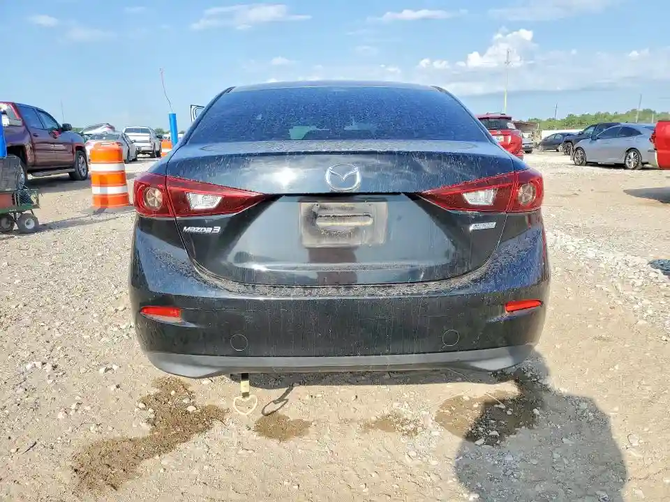 3MZBM1U7XFM174929 2015 MAZDA 3-5