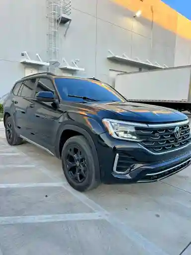 1V2CR2CA2SC573114 2025 VOLKSWAGEN ATLAS-1