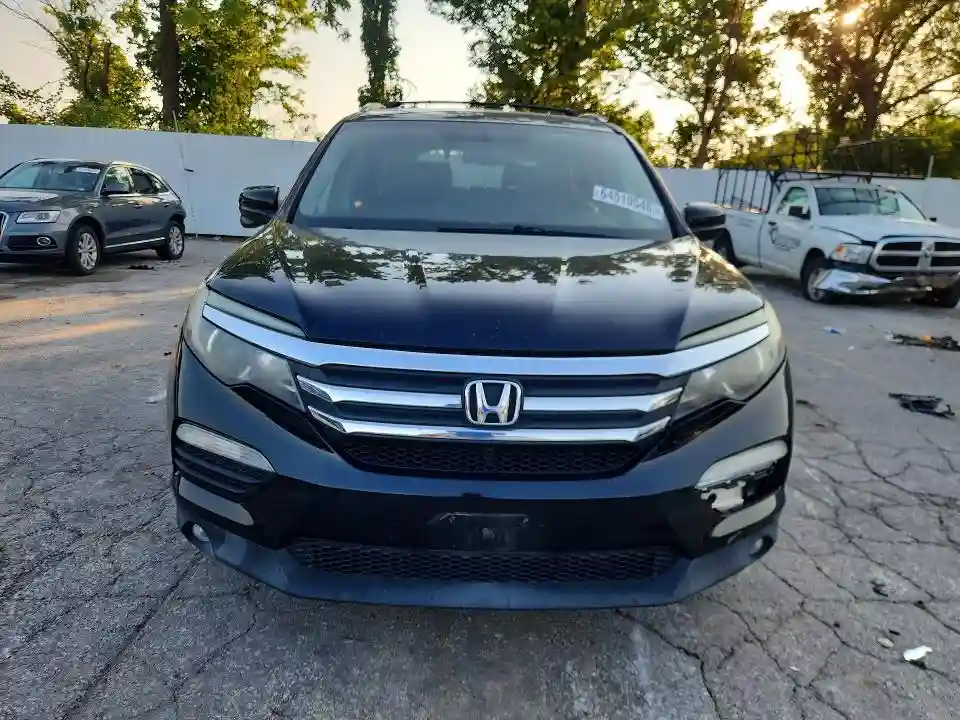 5FNYF6H58HB011748 2017 HONDA PILOT-4