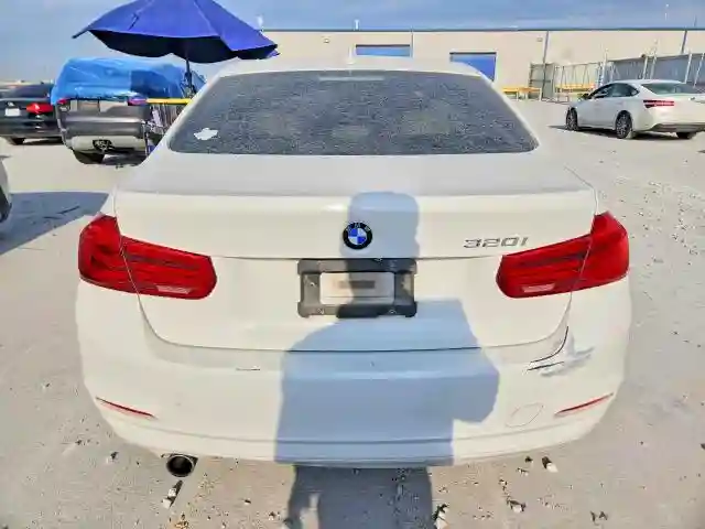 WBA8E1G5XJNU89956 2018 BMW 3 SERIES-5