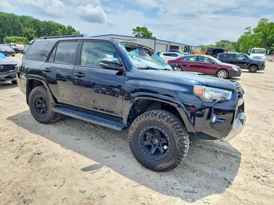 JTEBU5JRXL5834240 2020 TOYOTA 4RUNNER-3