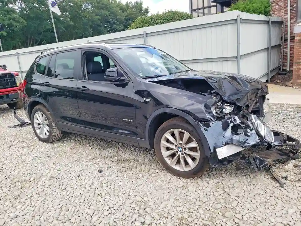5UXWX9C33H0T22500 2017 BMW X3-3