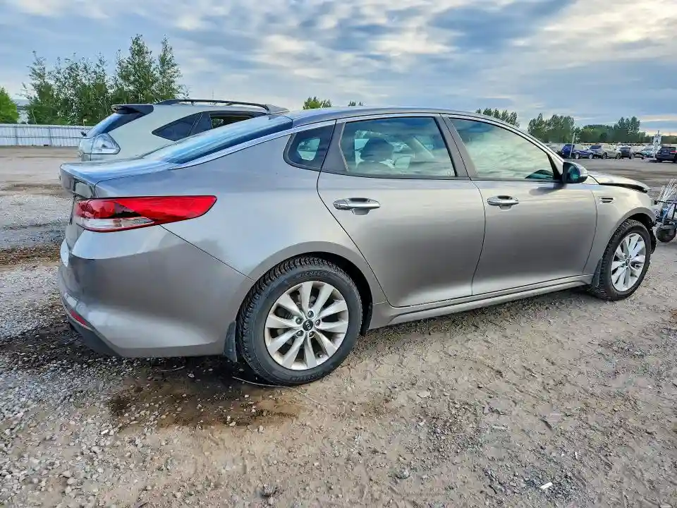 5XXGT4L34JG229719 2018 KIA OPTIMA-2