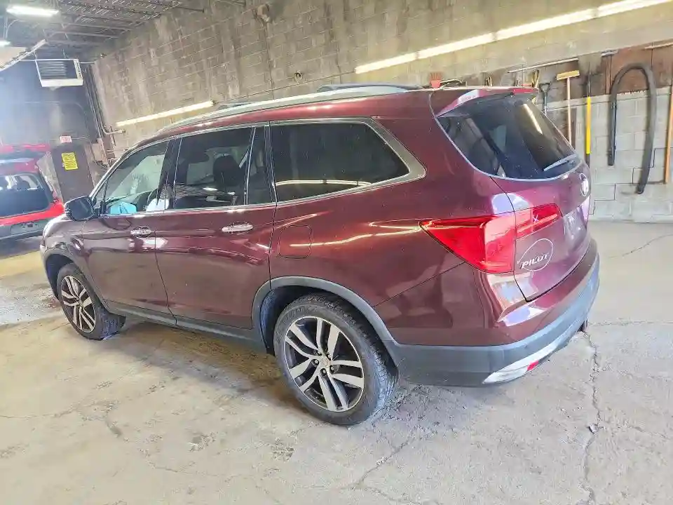 5FNYF6H0XHB057327 2017 HONDA PILOT-1