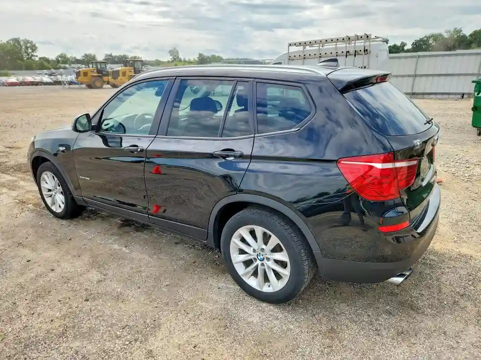 5UXWX9C53H0T00272 2017 BMW X3-1