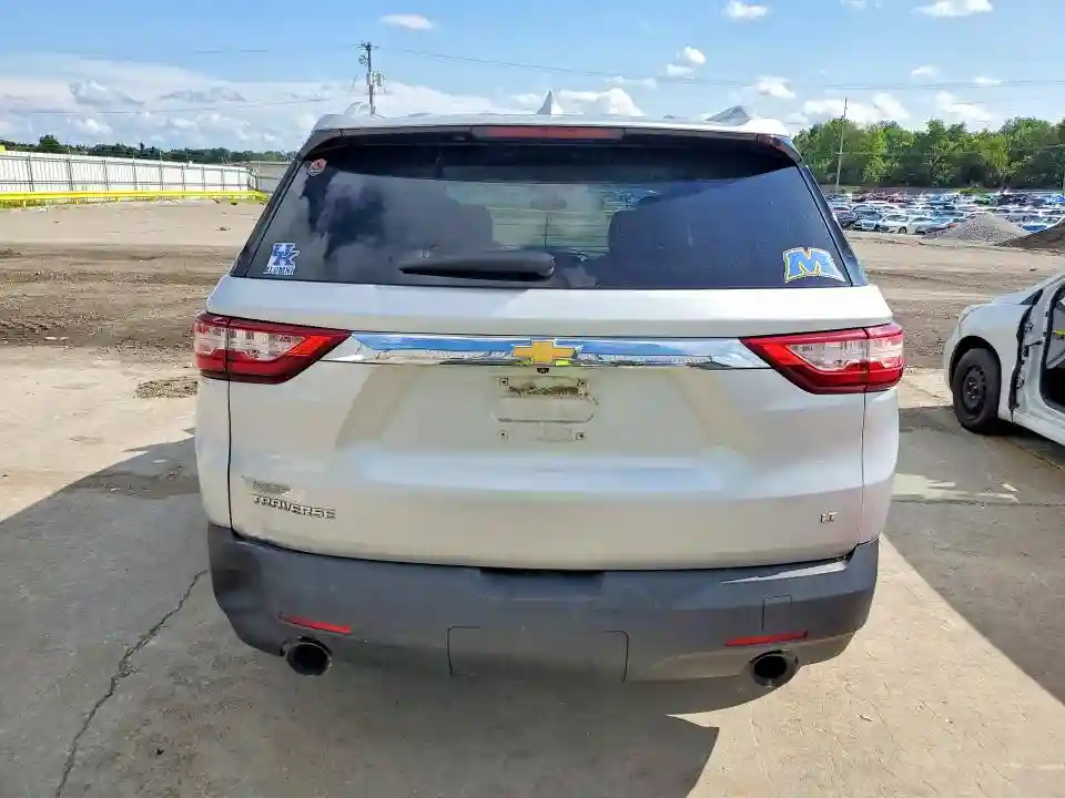 1GNERGKW7JJ216825 2018 CHEVROLET TRAVERSE-5