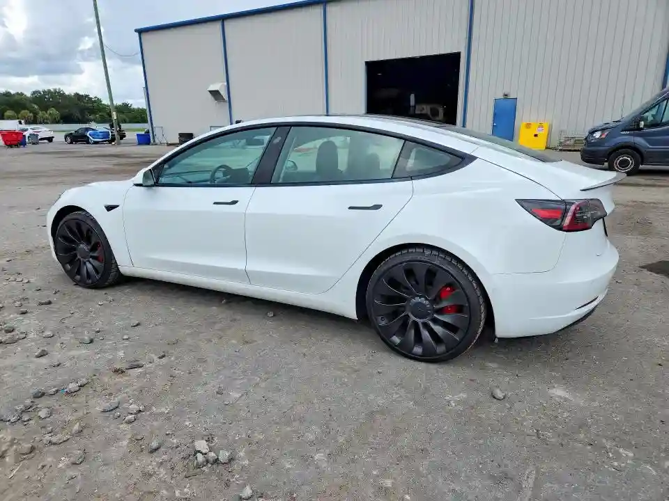 5YJ3E1EC2MF926480 2021 TESLA MODEL 3-1