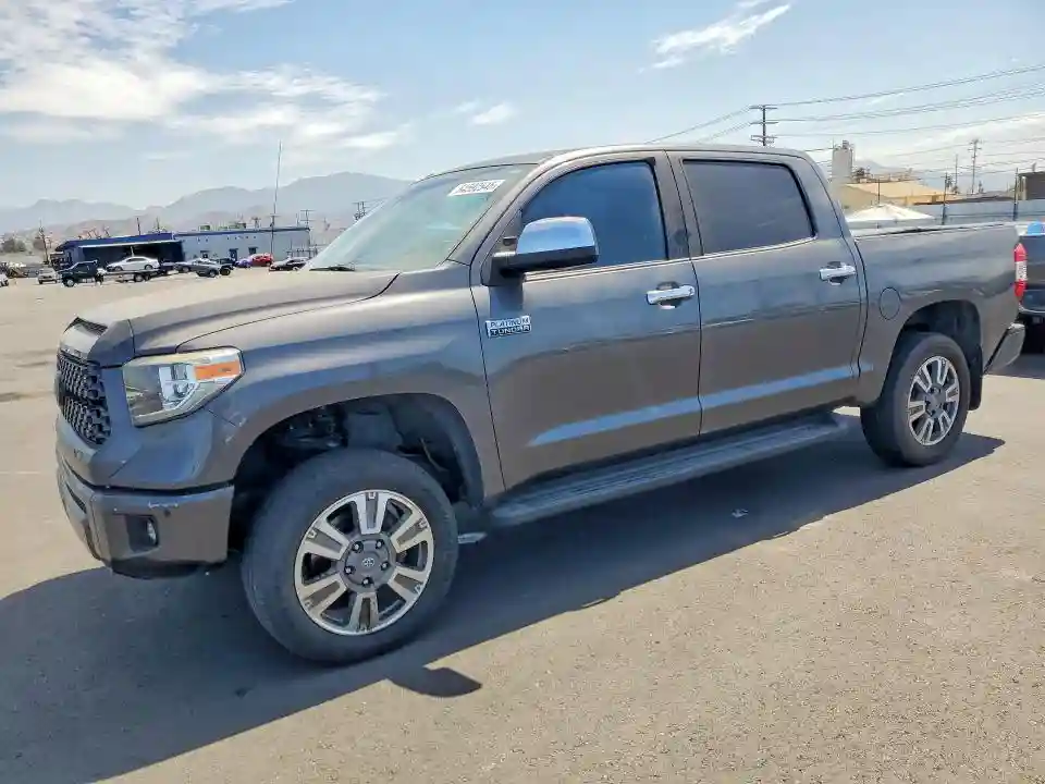 5TFAY5F10JX727495 2018 TOYOTA TUNDRA-0