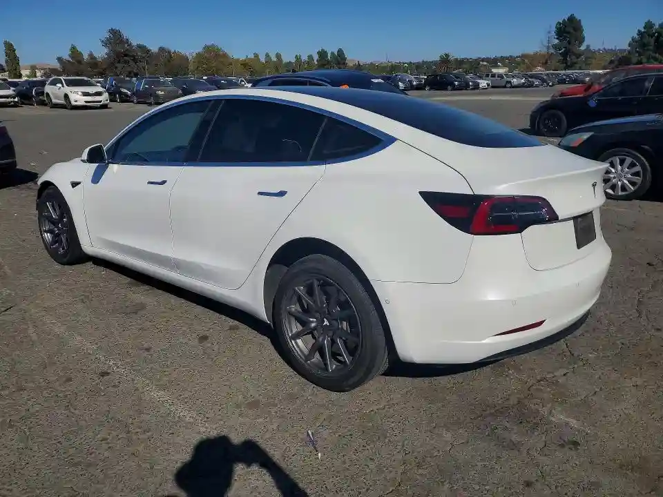 5YJ3E1EBXLF637580 2020 TESLA MODEL 3-1