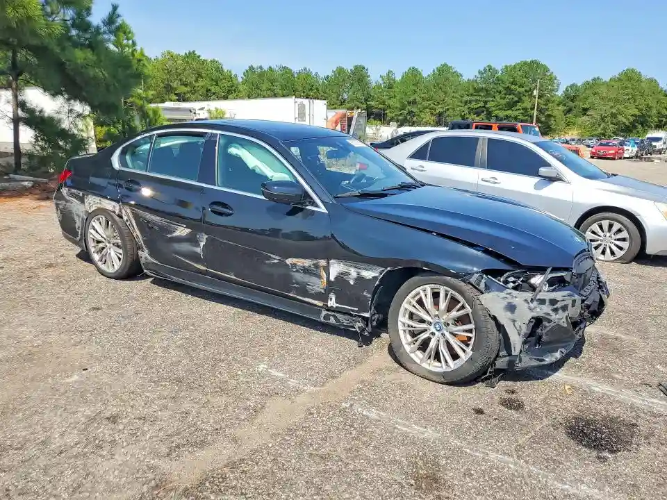 3MW39FF03R8E09509 2024 BMW 3 SERIES-3