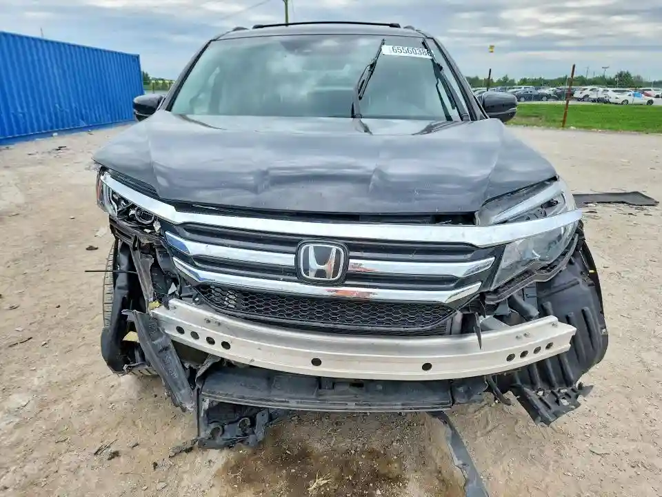 5FNYF6H06HB055820 2017 HONDA PILOT-4