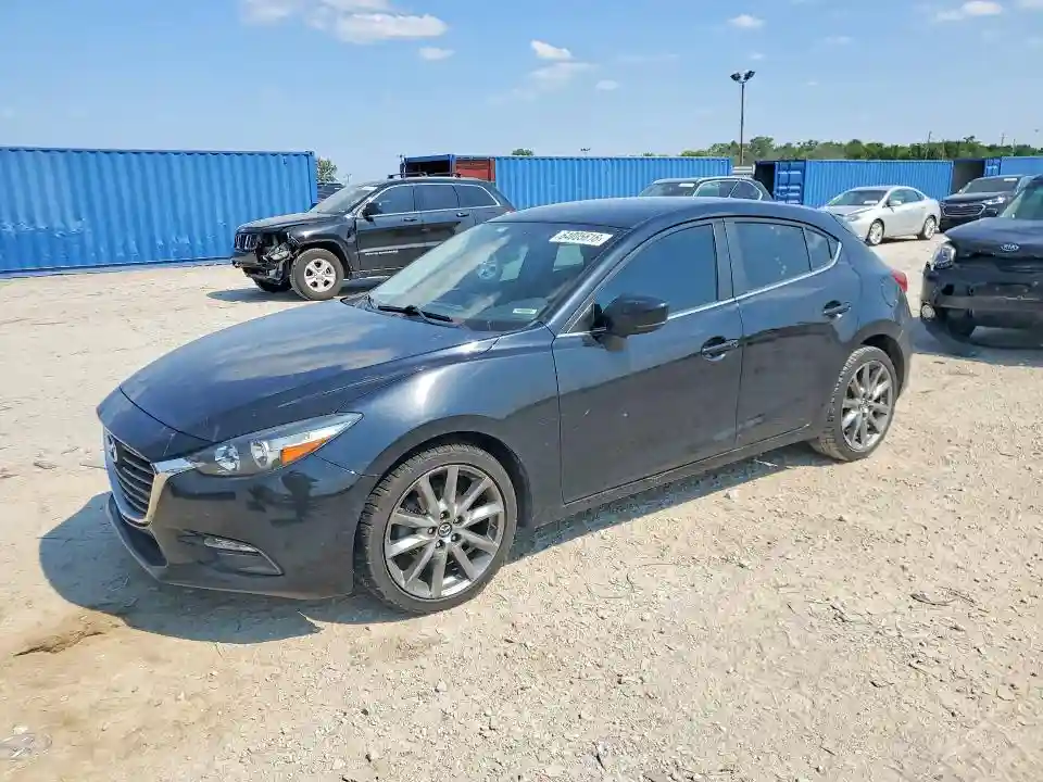 3MZBN1L37JM233925 2018 MAZDA 3-0