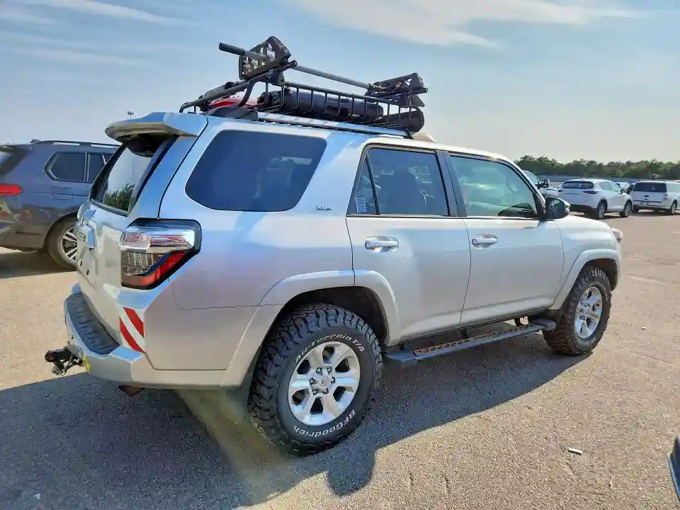JTEBU5JR6L5760119 2020 TOYOTA 4RUNNER-2