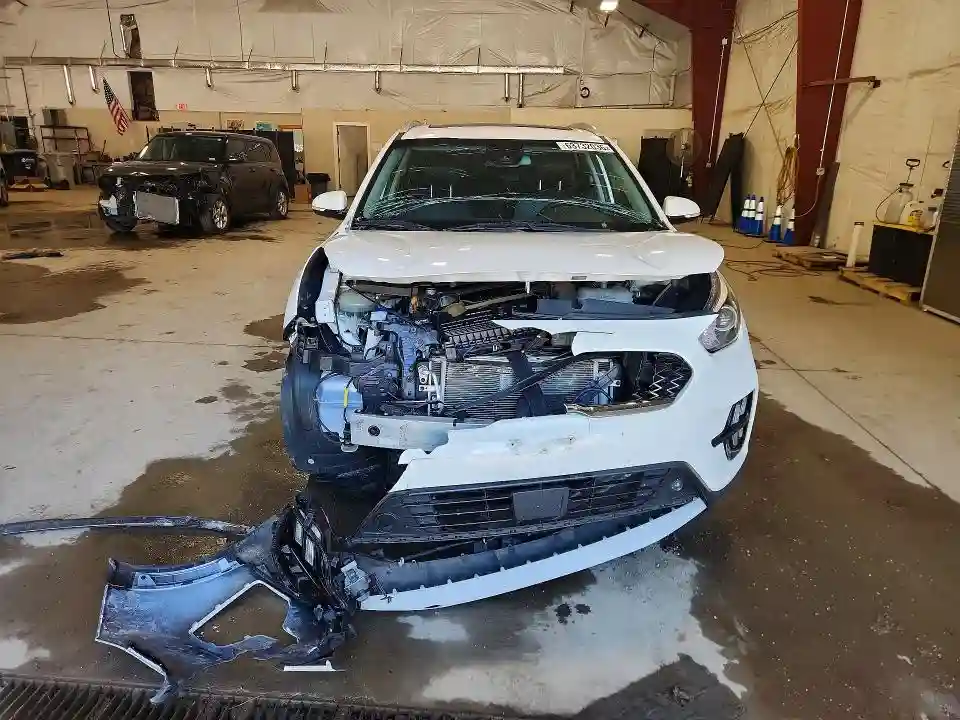 KNDCC3LC4L5422775 2020 KIA NIRO-4