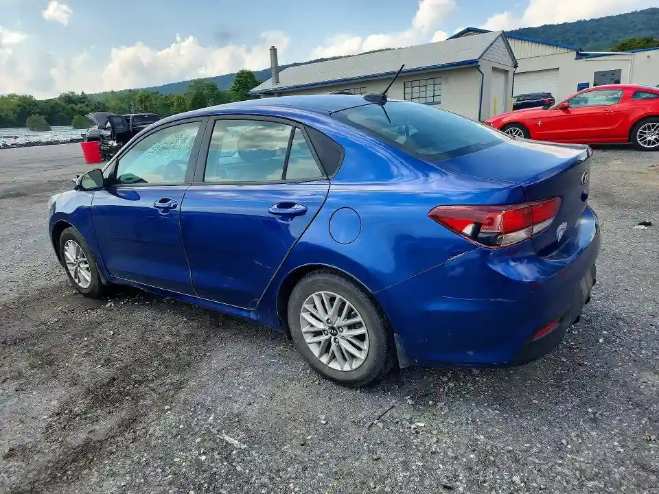 3KPA34AB1JE060347 2018 KIA RIO-1