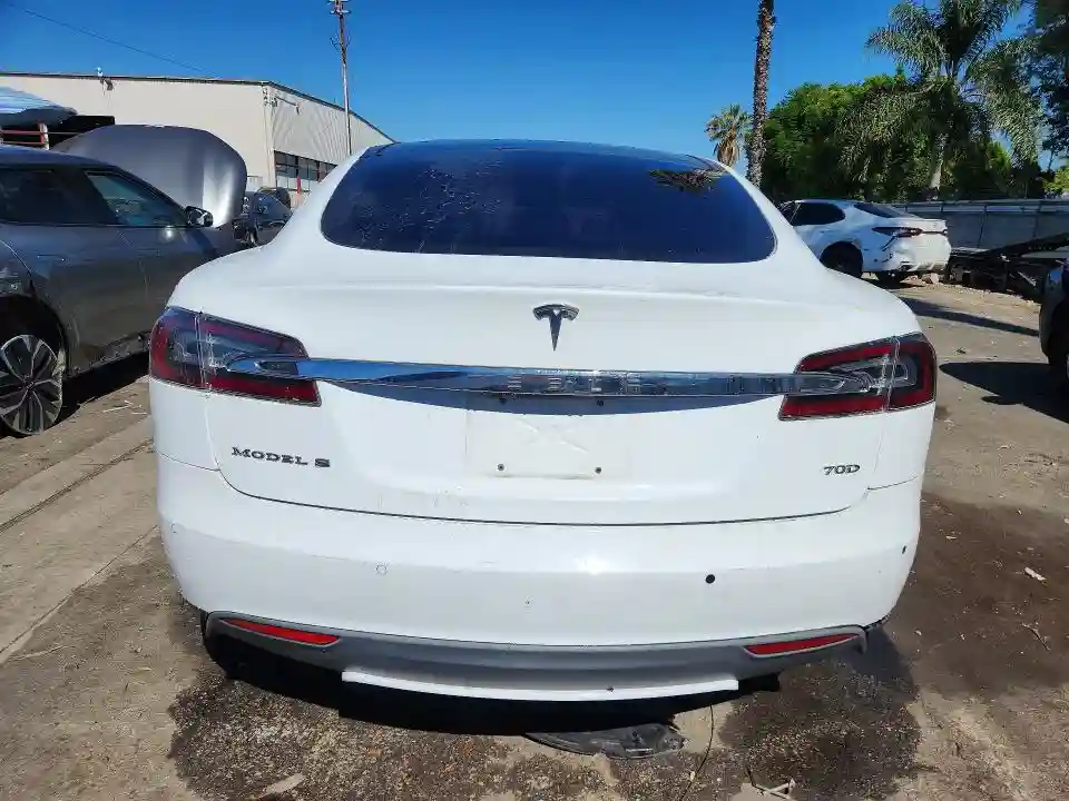 5YJSA1E28GF134885 2016 TESLA MODEL S-5