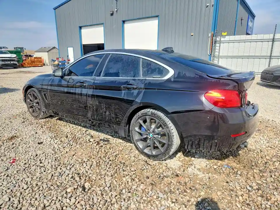 WBA4F9C31HG812630 2017 BMW 4 SERIES-1