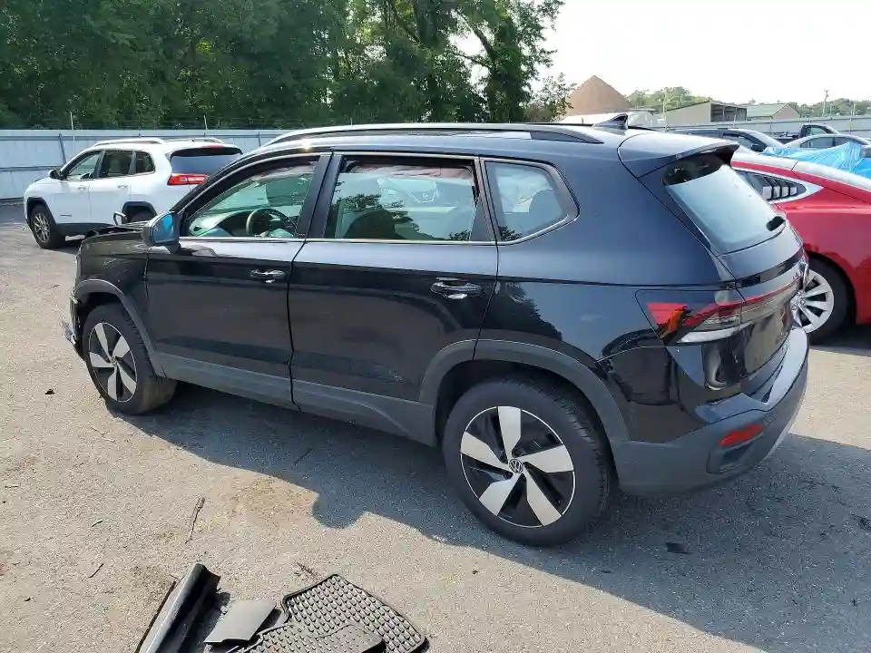 3VV8C7B22SM070392 2025 VOLKSWAGEN TAOS S-1